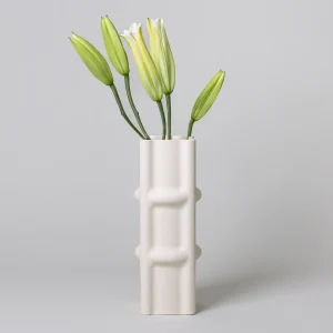 *OOPS* Faye Vase, Bone